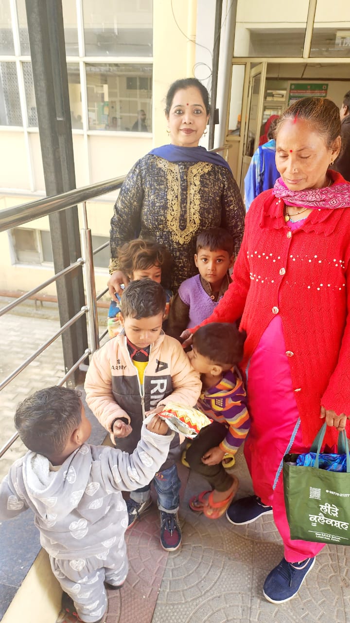 On the second day of the Pulse Polio campaign, more than 53 thousand children received polio drops